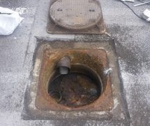 合併処理浄化槽　マンホール交換工事